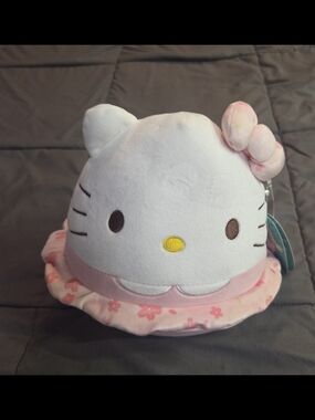 Adorable Hello Kitty Squishmallows 8" Plush Nwt!